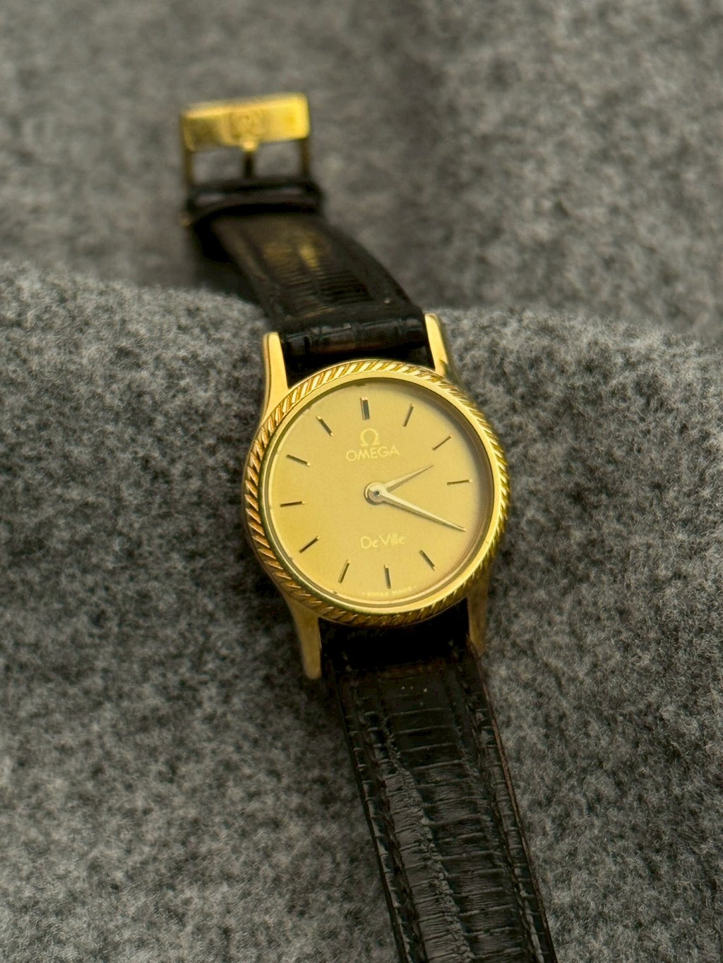 Omega devilla gold c.1387