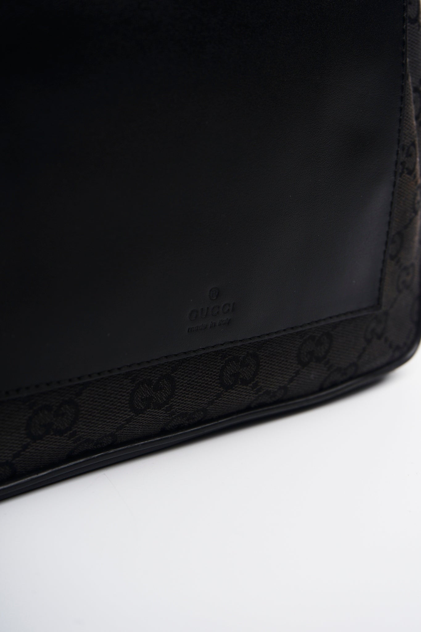 Gucci monogram shoulder bag