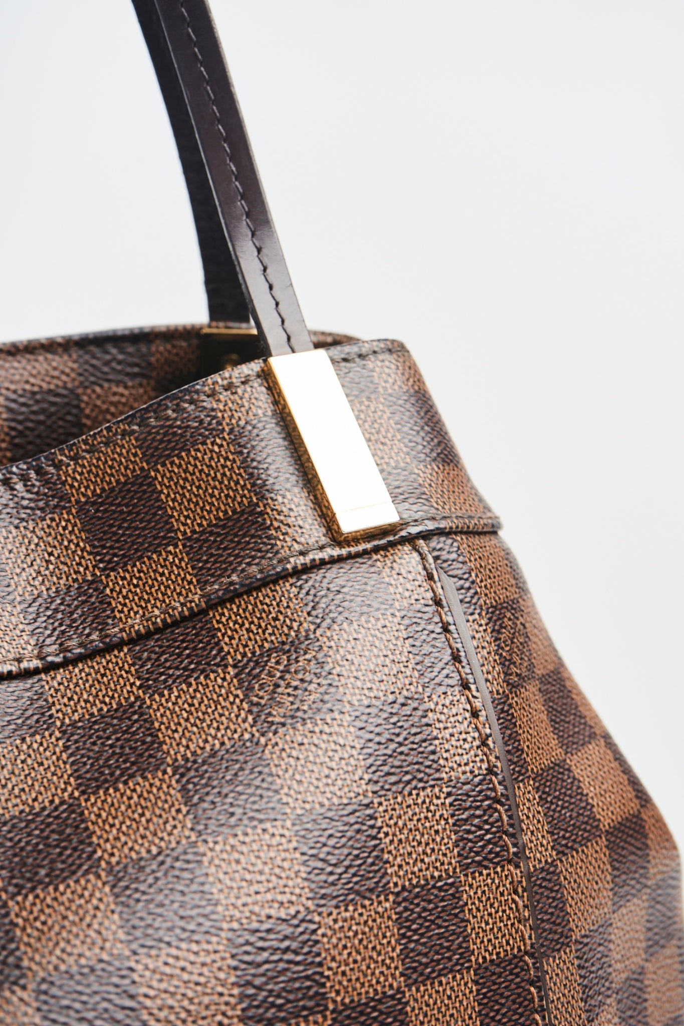 Louis vuitton damier shoulder bag