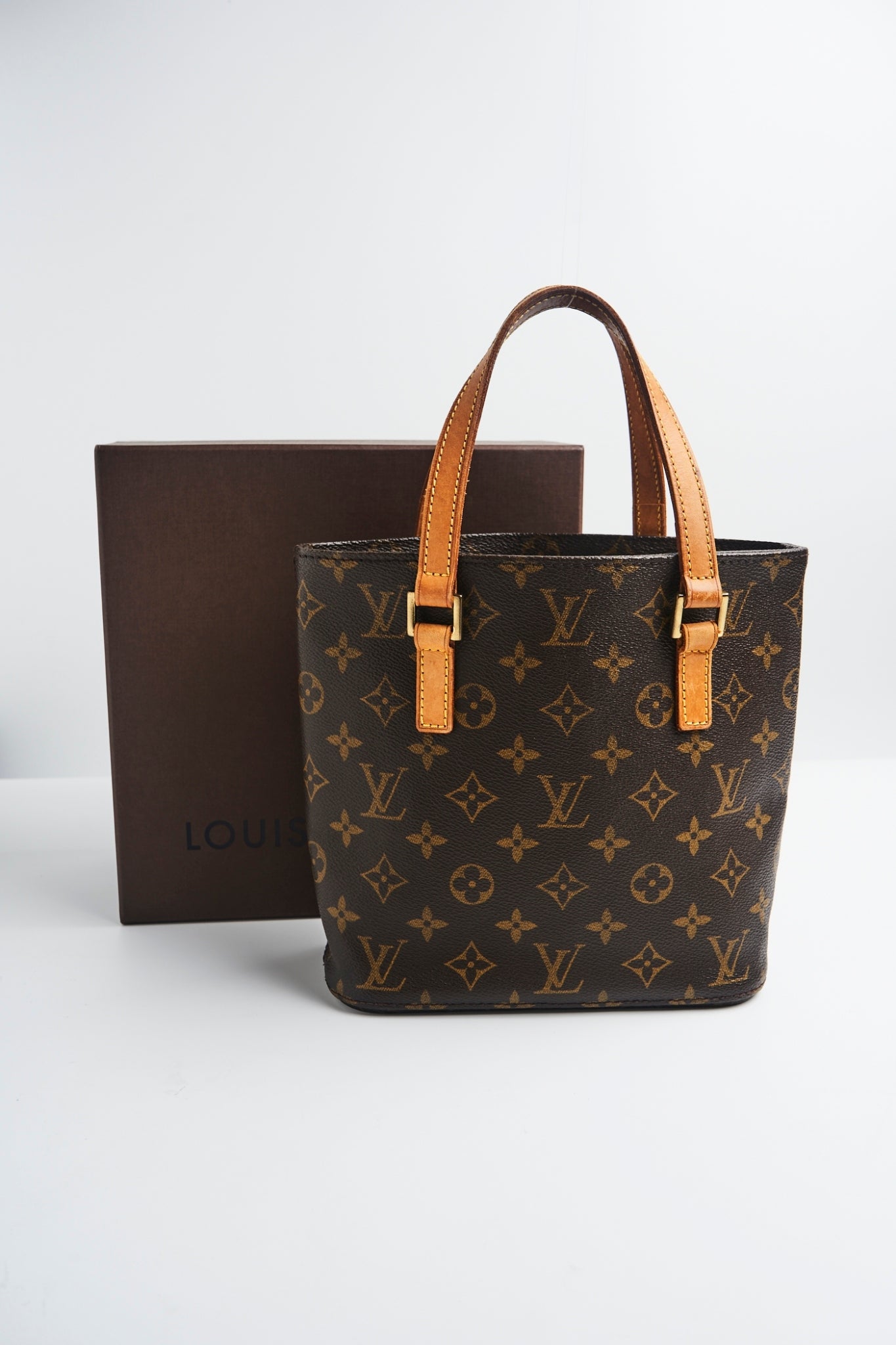 Louis vuitton vavin pm size