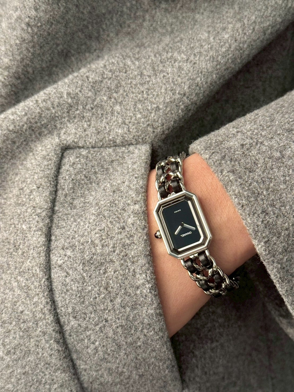 Chanel premiear silver Lsize c.78712