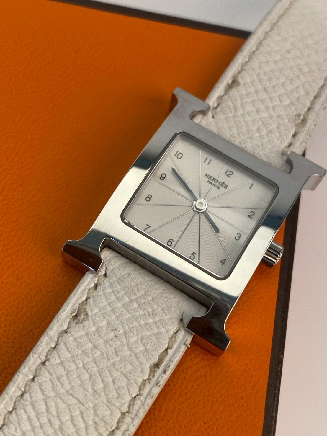 Hermes white dial H c.1526
