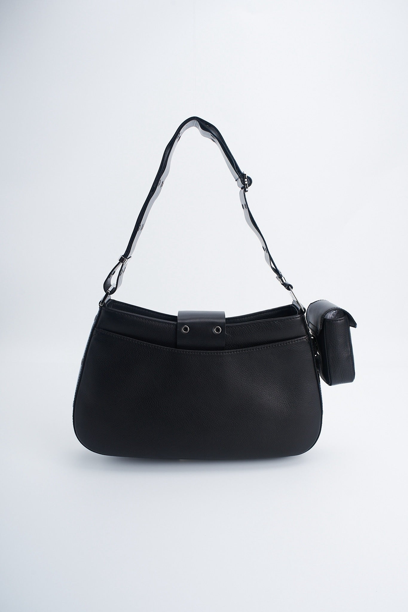 Dior street-chic shoulder