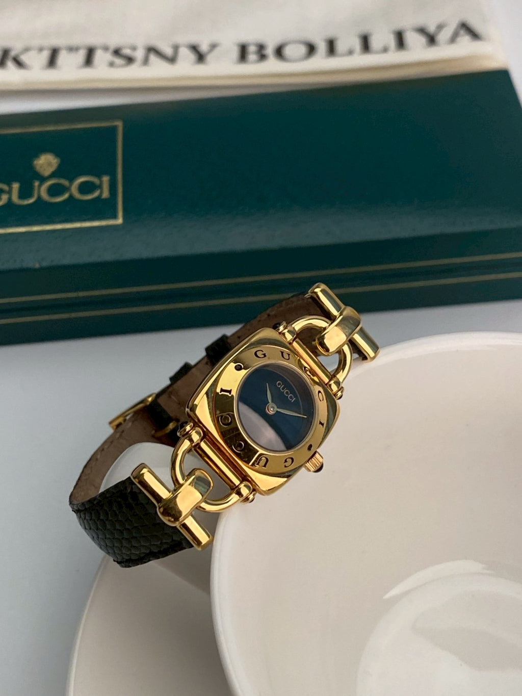 Gucci gold 6300L c.0835