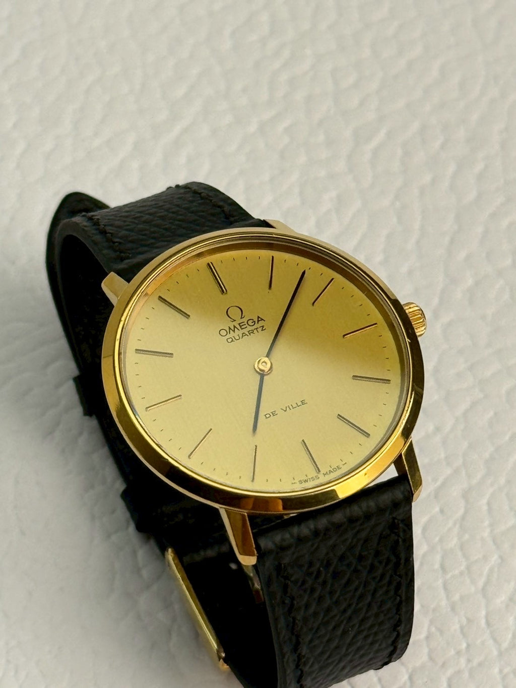 Omega de ville gold