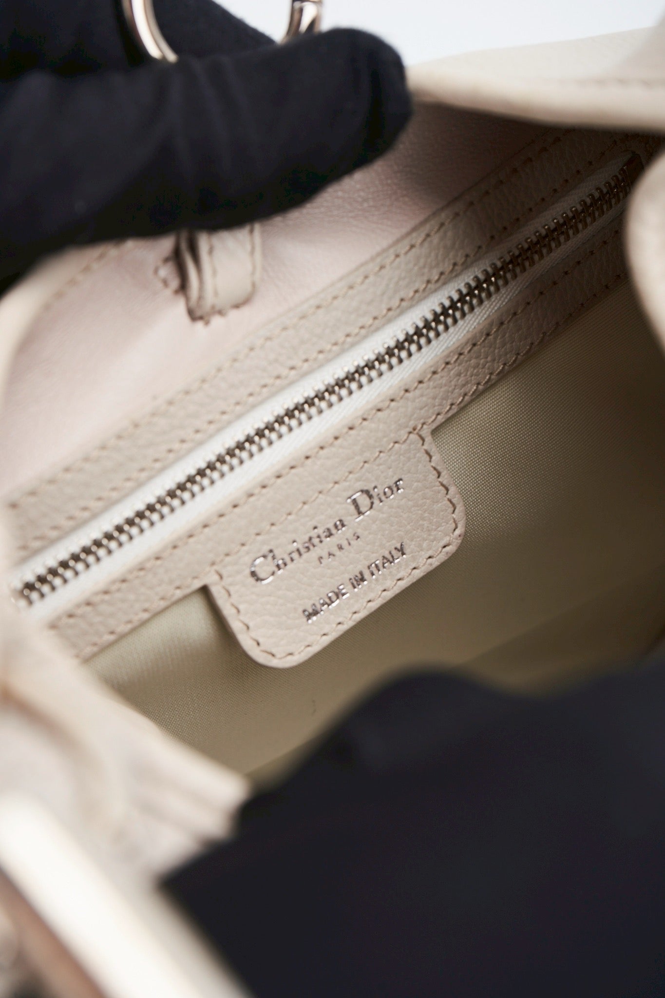 Dior 61 shoulder bag