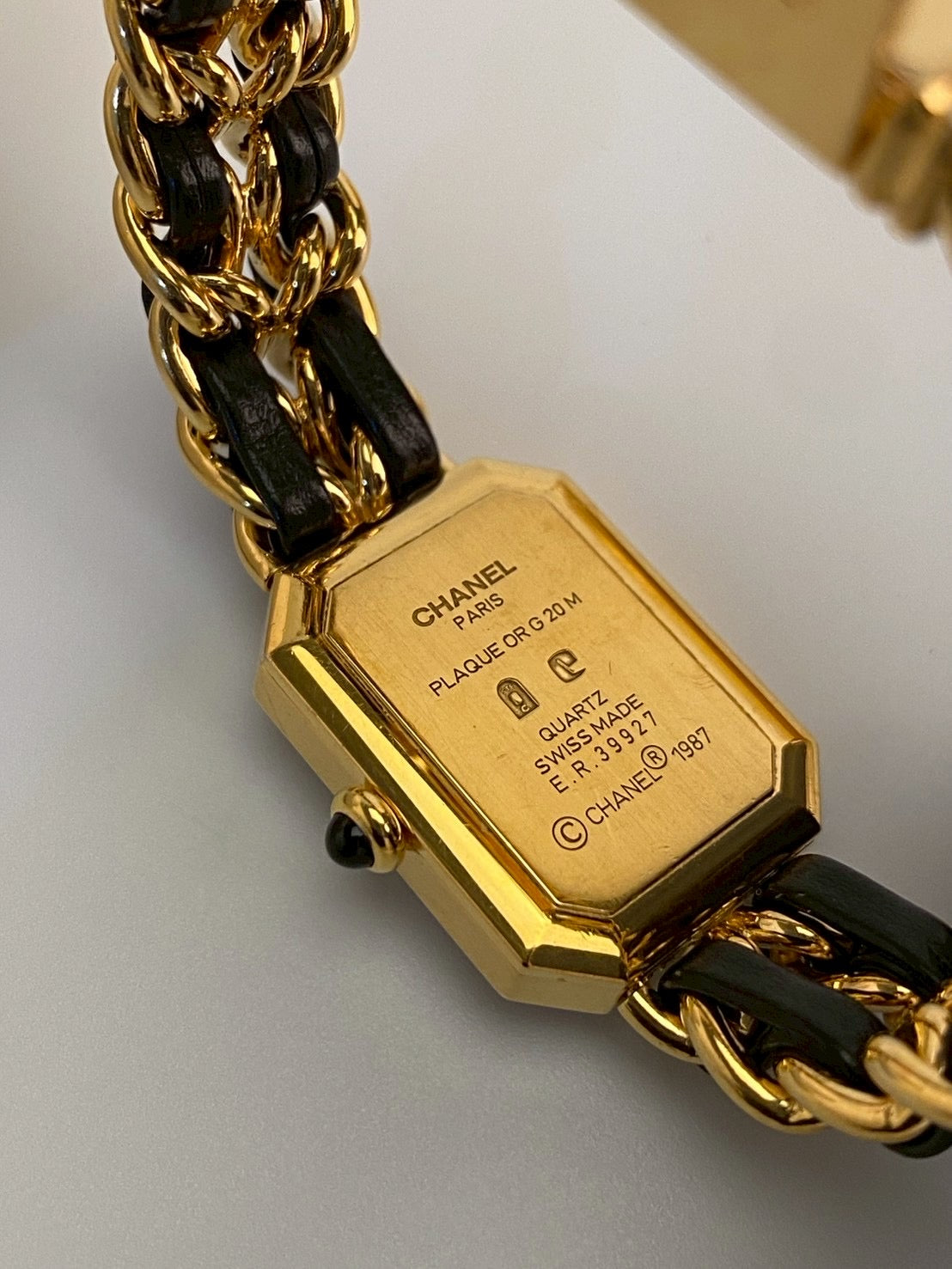 Chanel premier M size c.9927