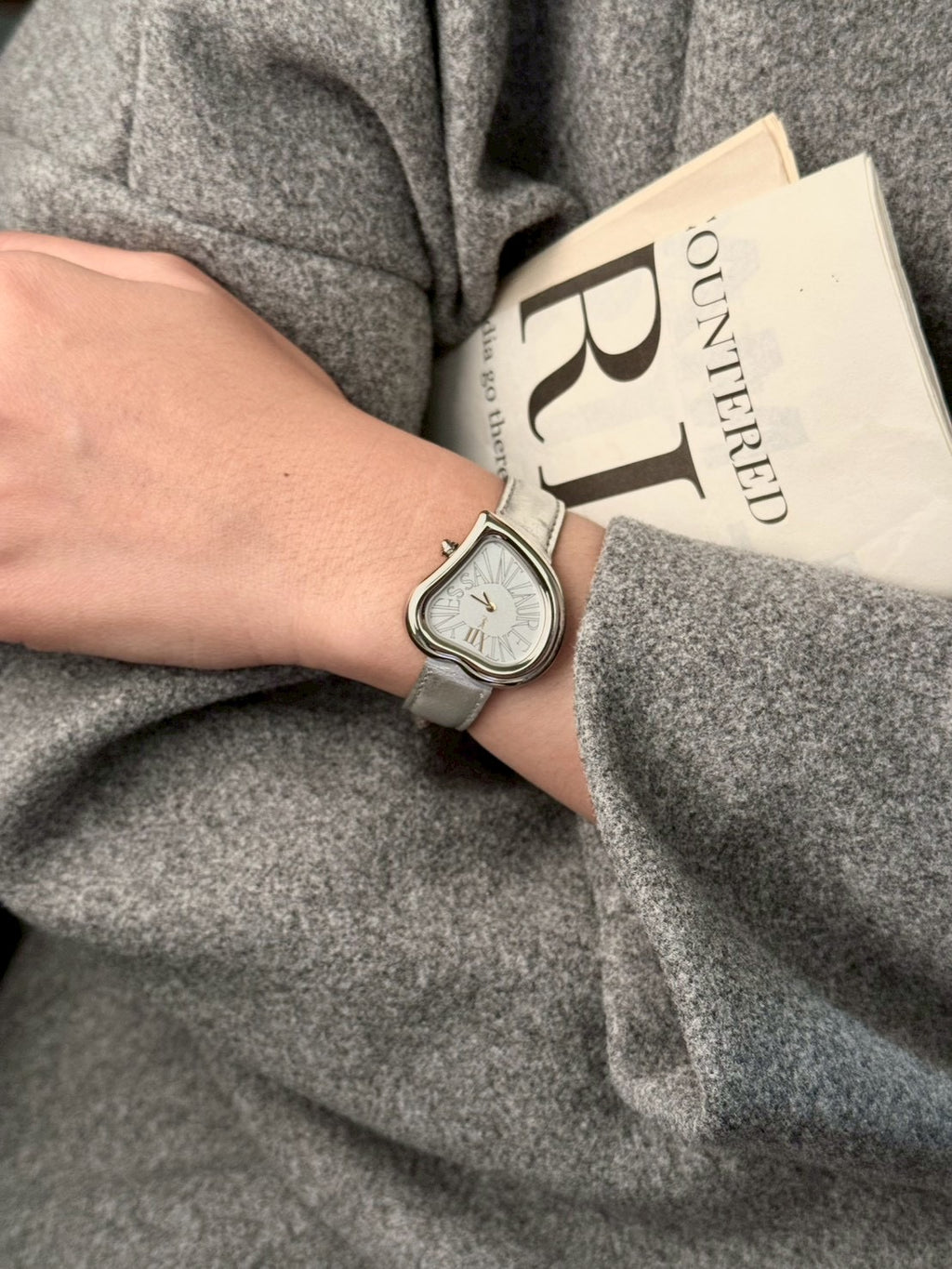 Ysl heart dial silver