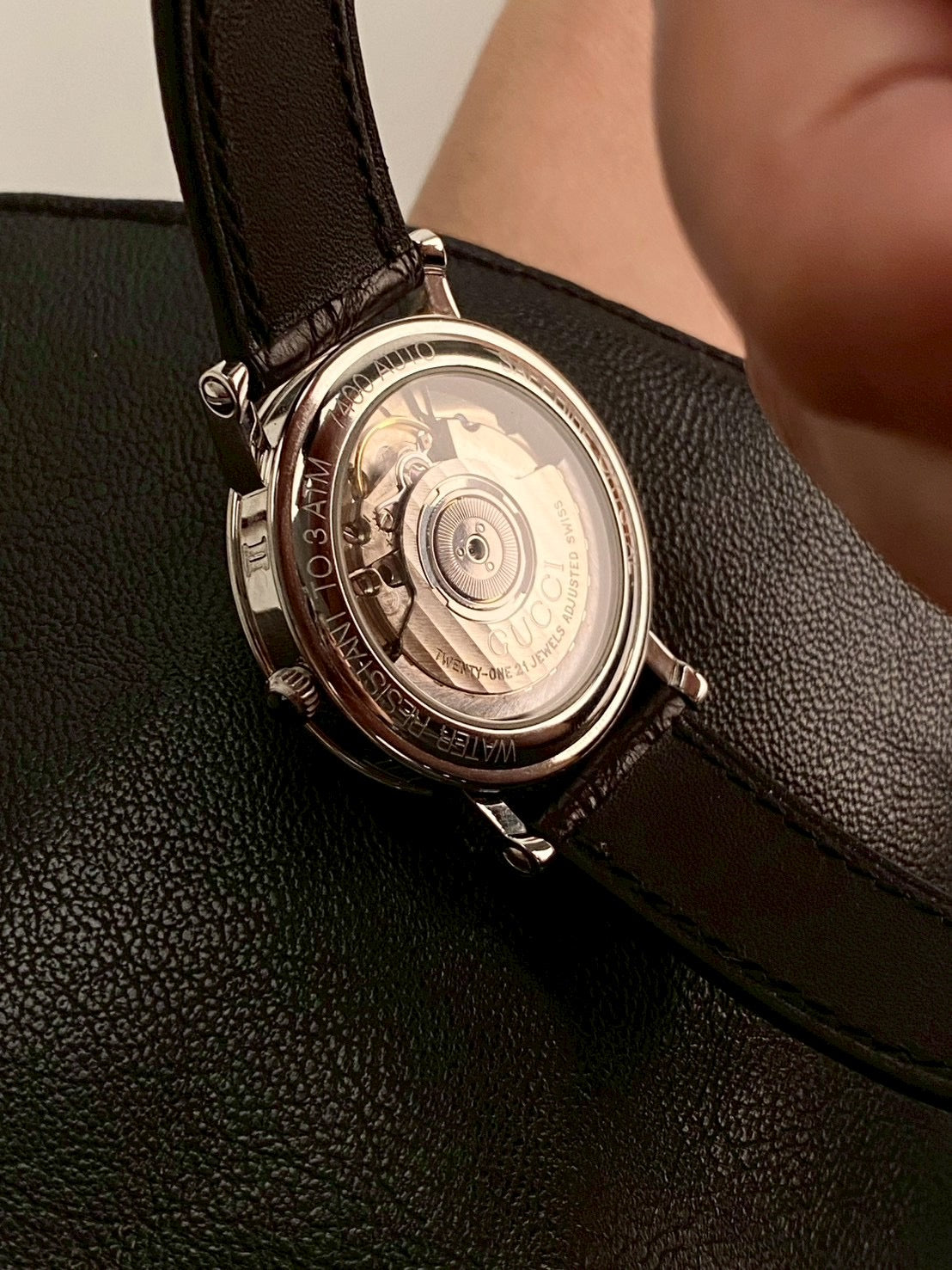 Gucci 7400 auto