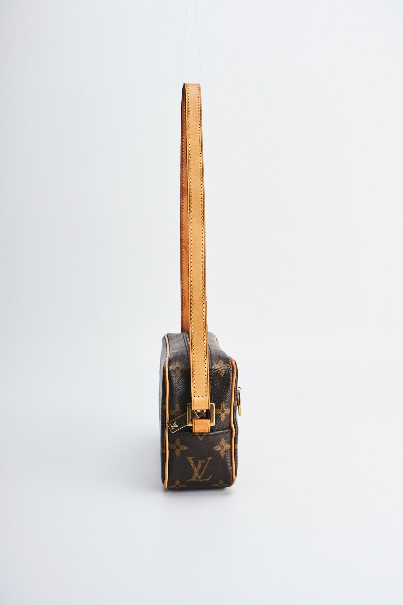 Louis vuitton cite pm size