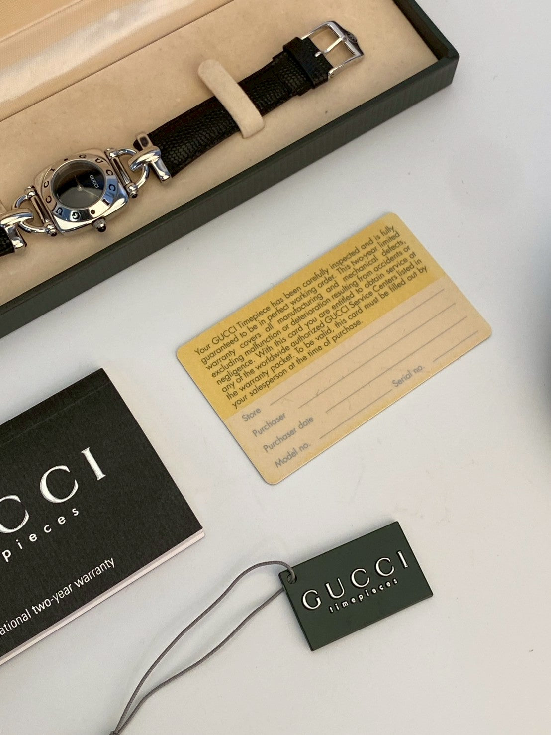Gucci 6300L silver watch c.7306