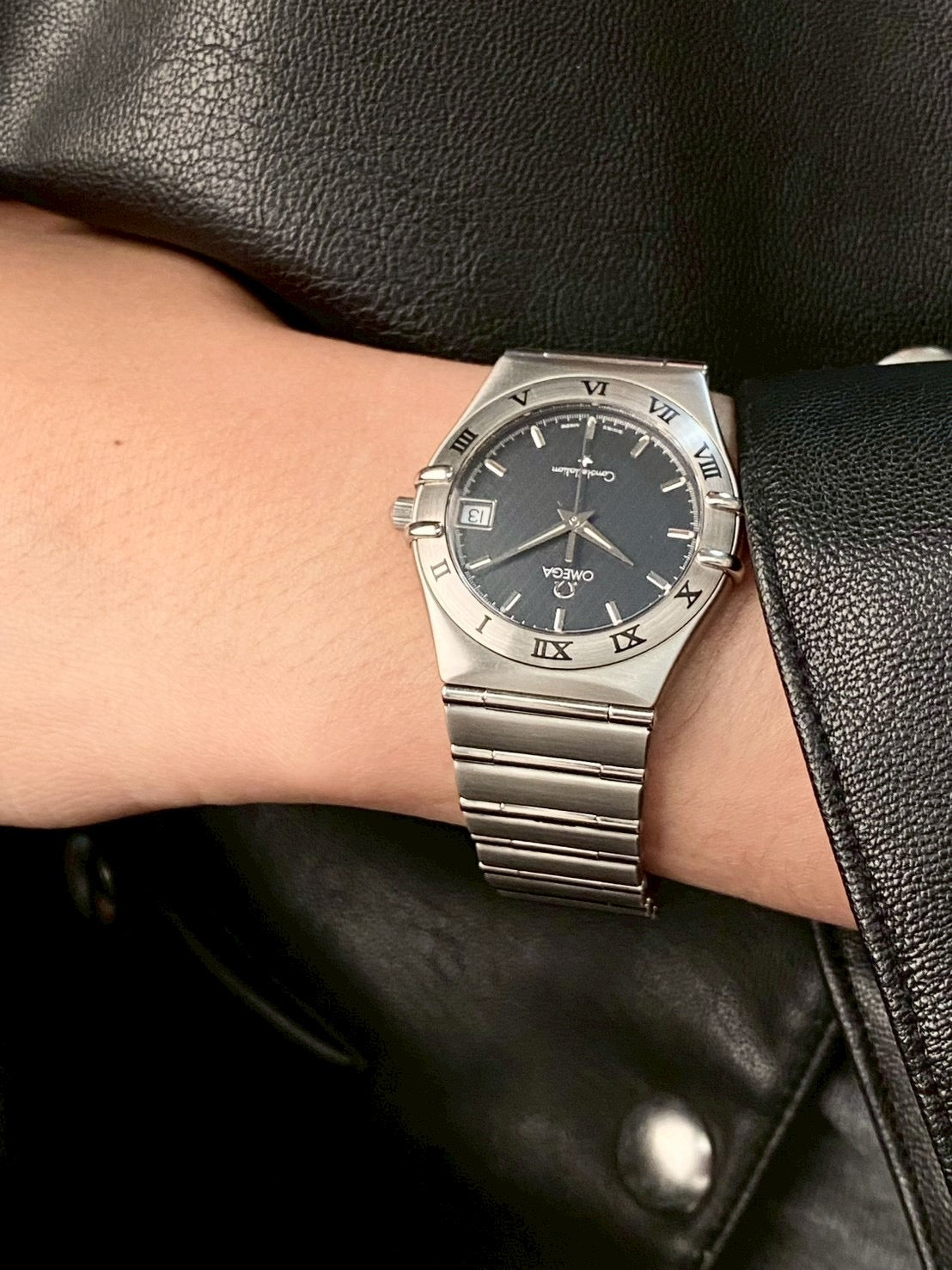 Omega constellation black dial date c. 5218