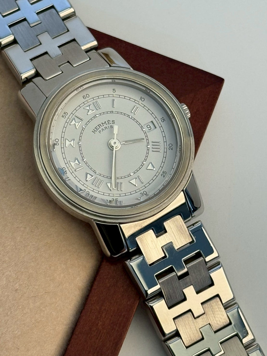 Hermes roman numerals c.8039
