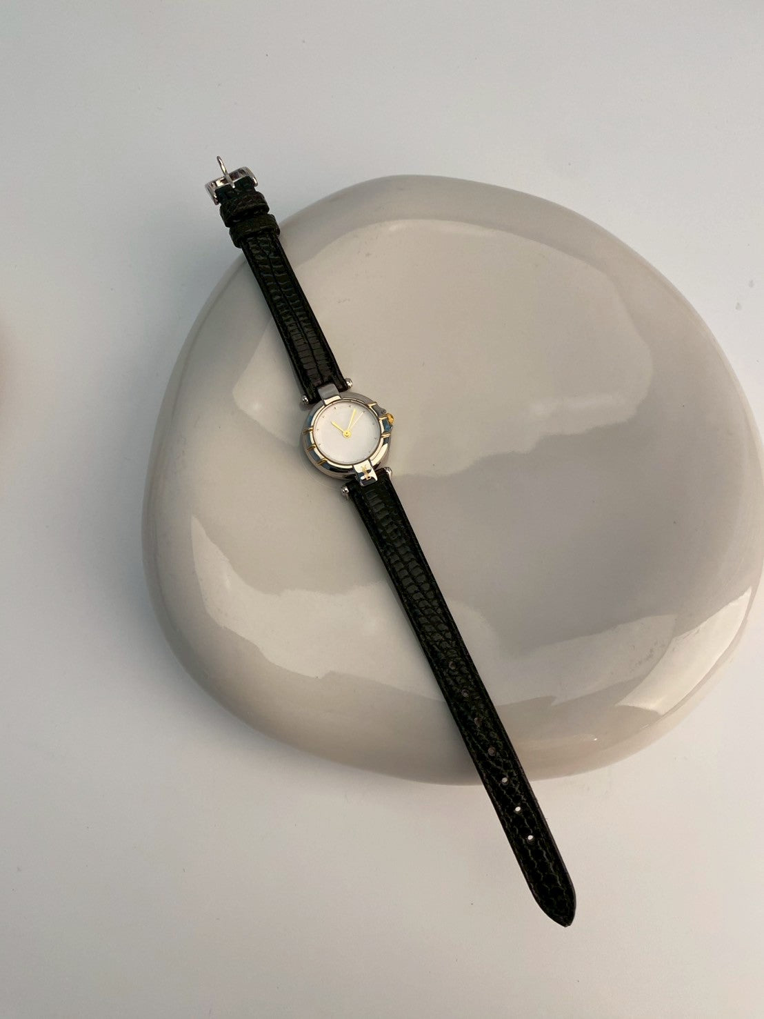 Ysl white dial c.0400