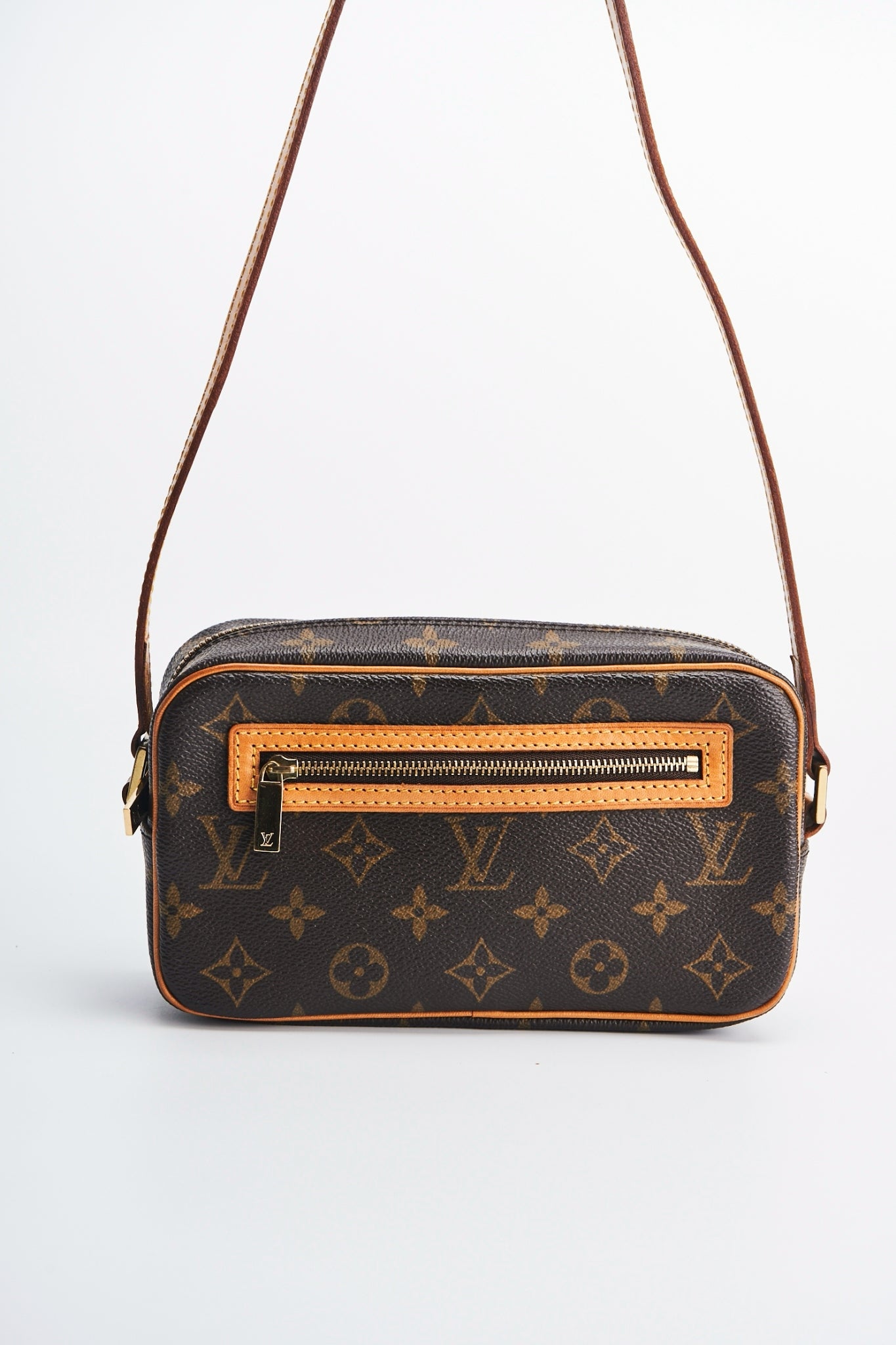 Louis vuitton cite pm size