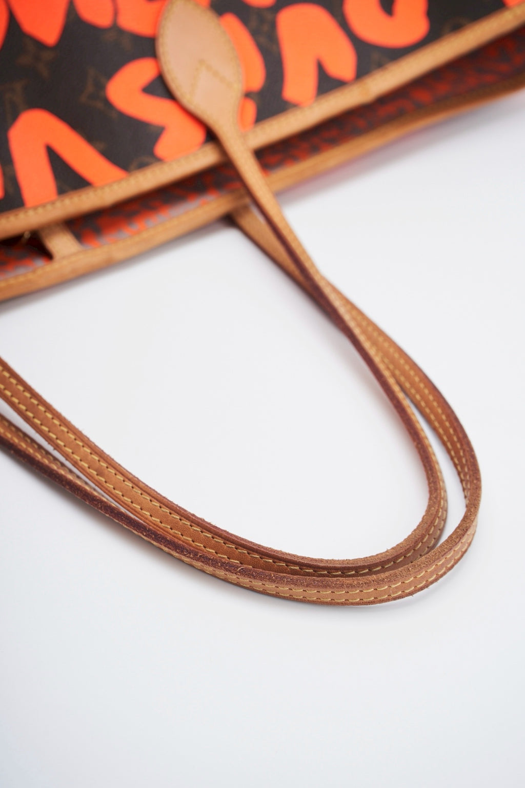 Lv graffiti neverfull orange gm