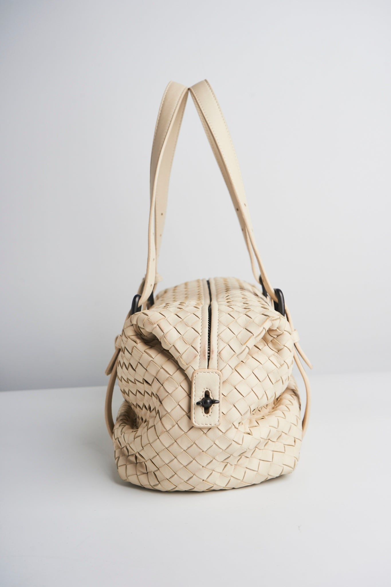 Bottega veneta Intrecciato Boston Bag