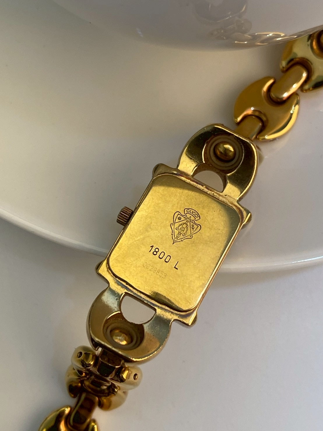 Gucci 1800I chang strap c.8853
