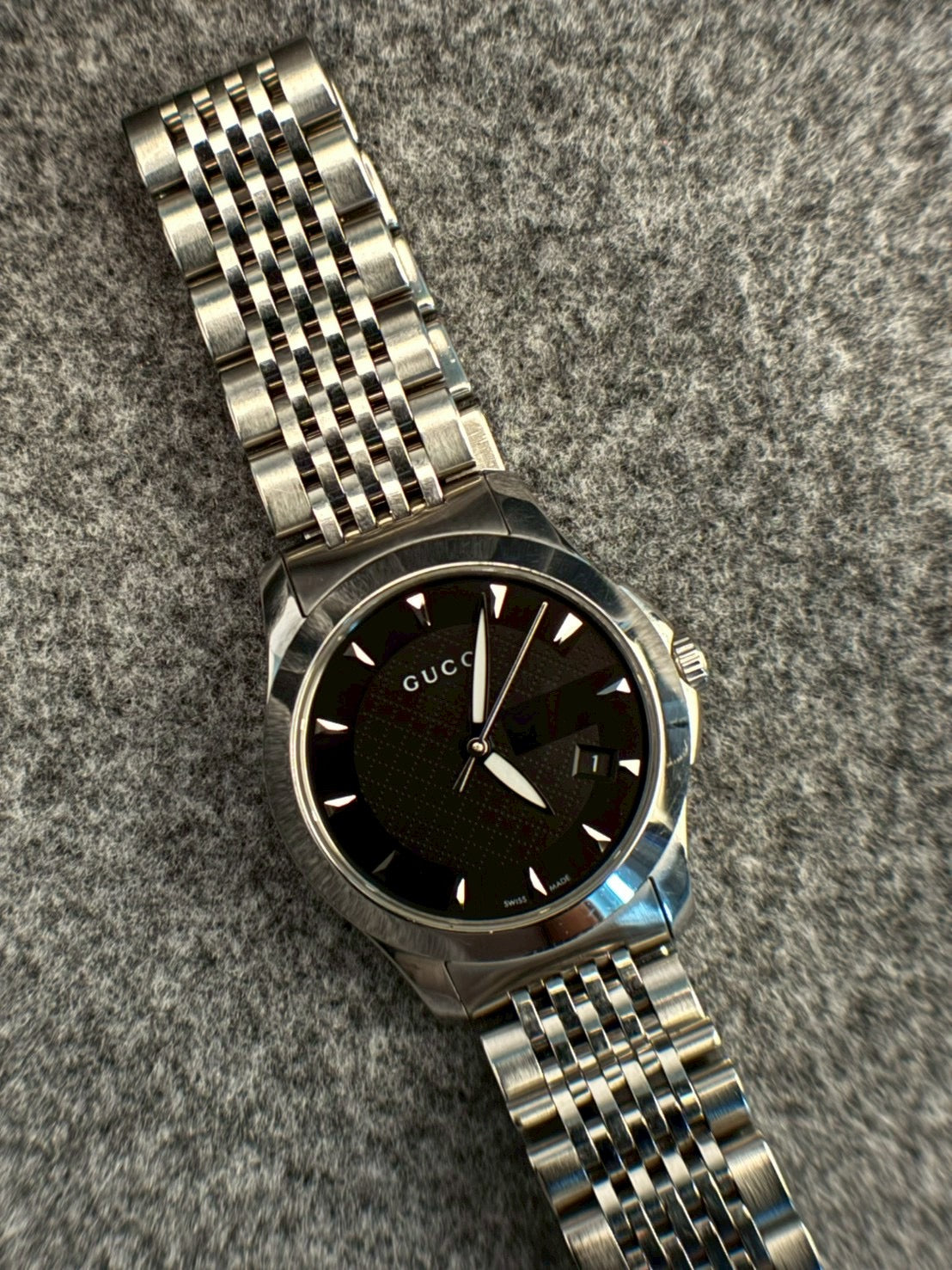 Gucci G-Timeless 126.5 c.7066