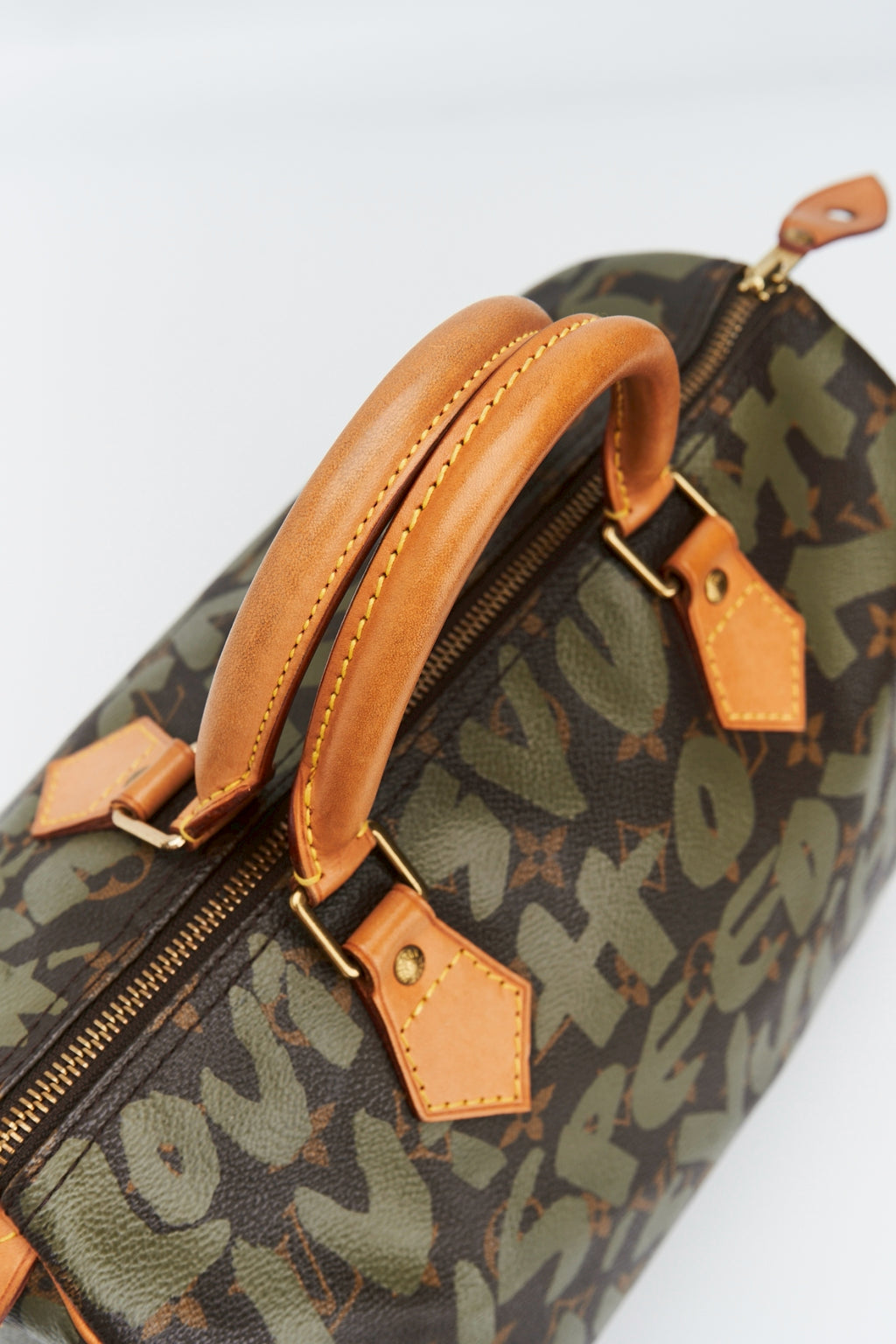 Louis vuitton Khaki Graffiti speedy “30