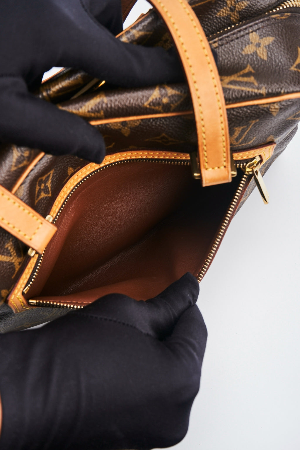 Louis vuitton cite mm size