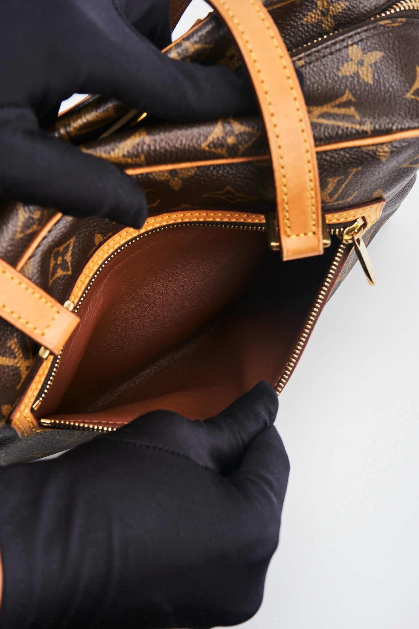 Louis vuitton cite mm size