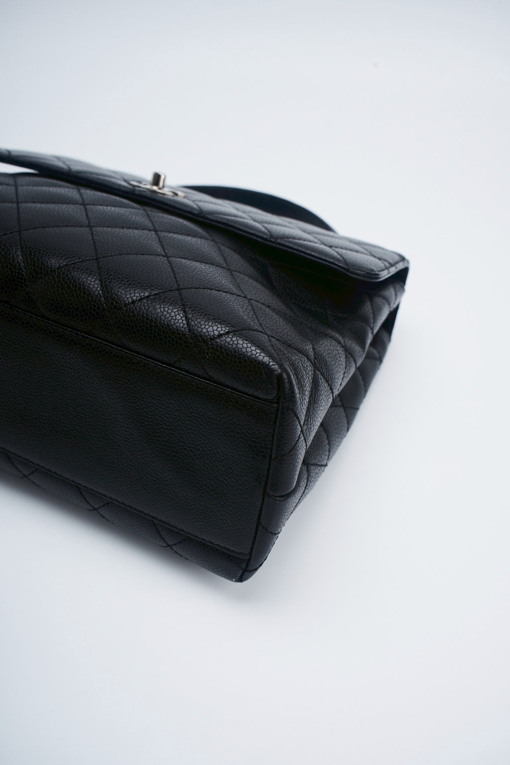 Chanel kelly hand bag