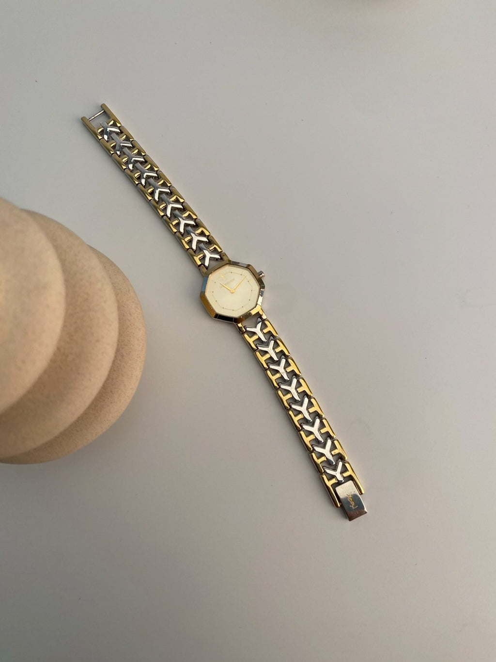 Ysl cream dial octagon c.0211