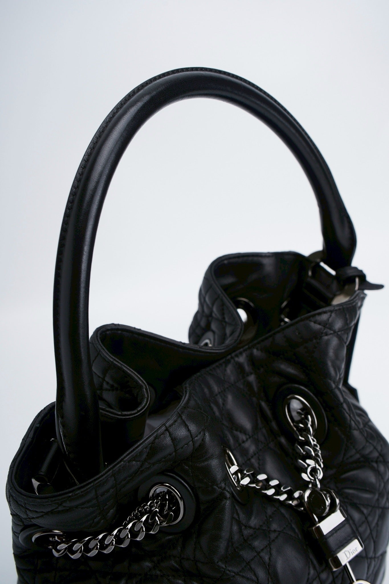 Lady dior cannage padlock bucket