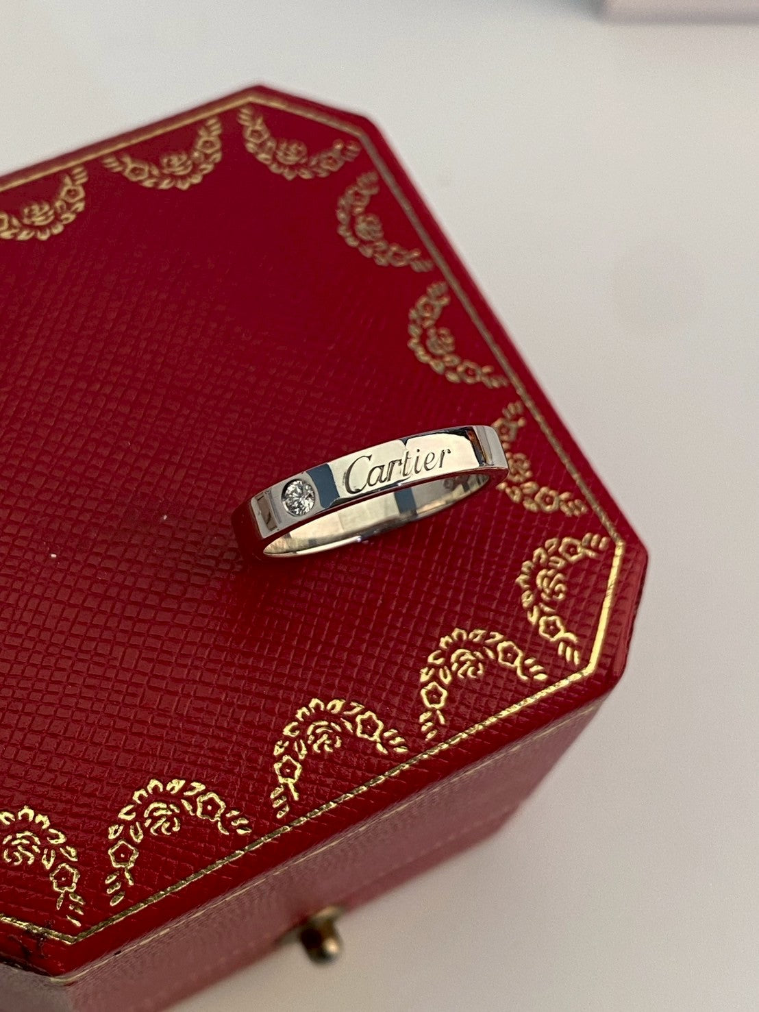 Cartier ring wedding band diamond