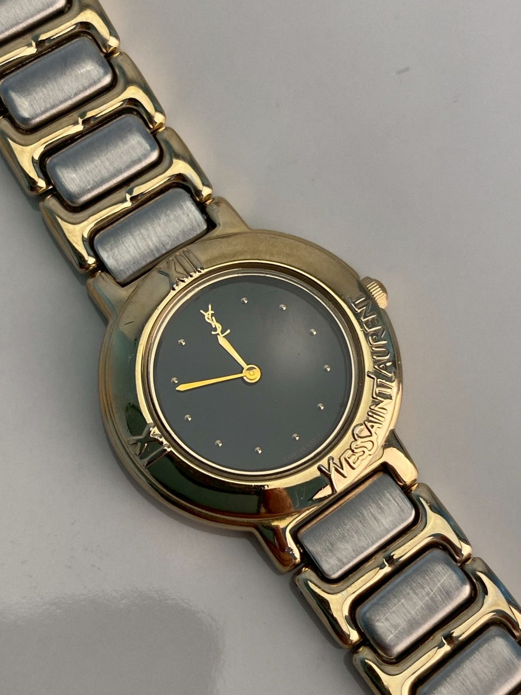 sl black dial twotone watch c.1314