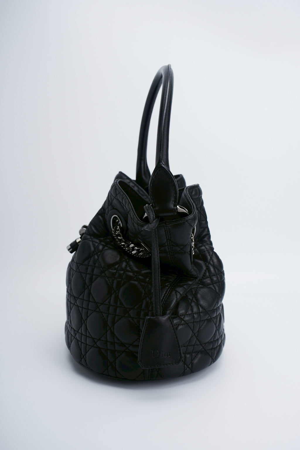 Lady dior cannage padlock bucket