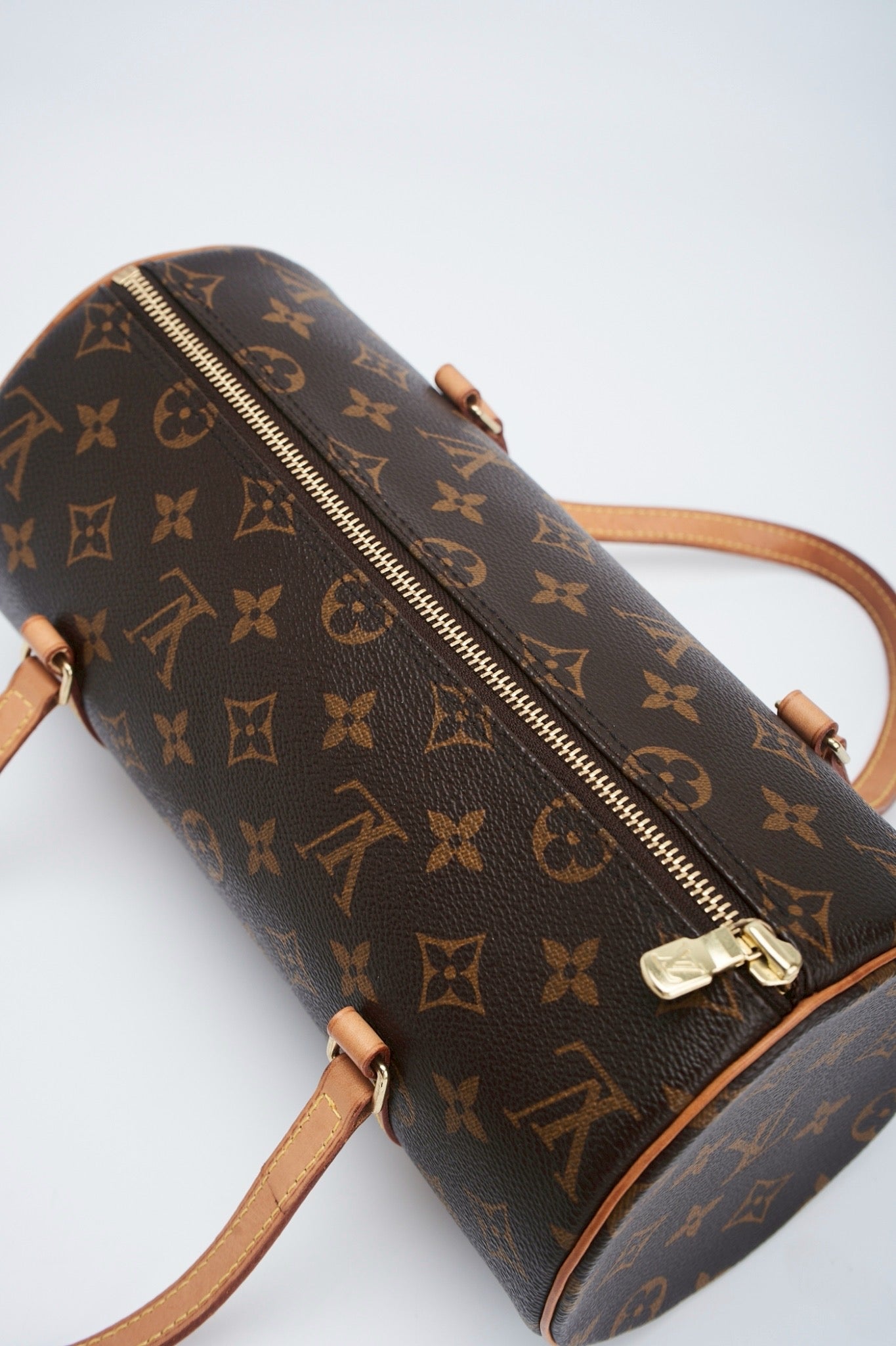 Louis vuitton papillon 28”