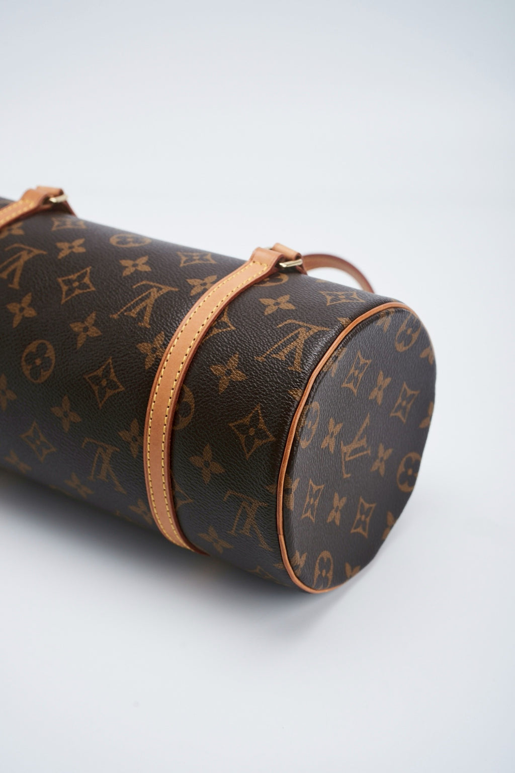 Louis vuitton papillon 28”