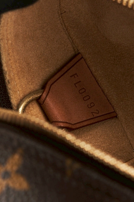 Louis vuitton  cite gm size