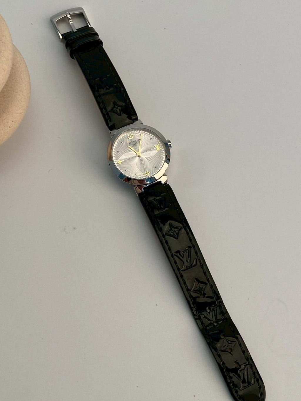 Louis Vuitton Tambour Slim