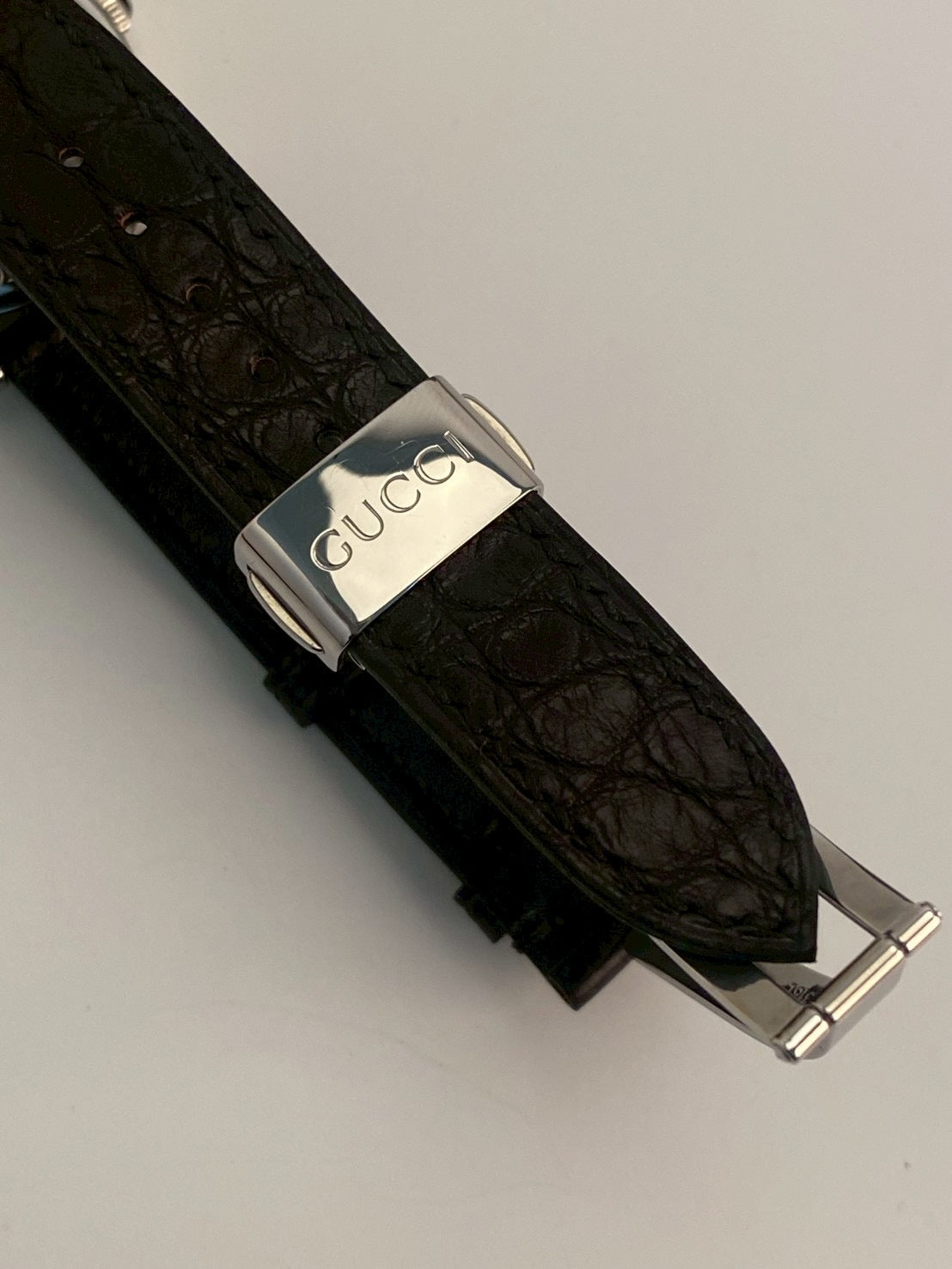 Gucci 7400 auto