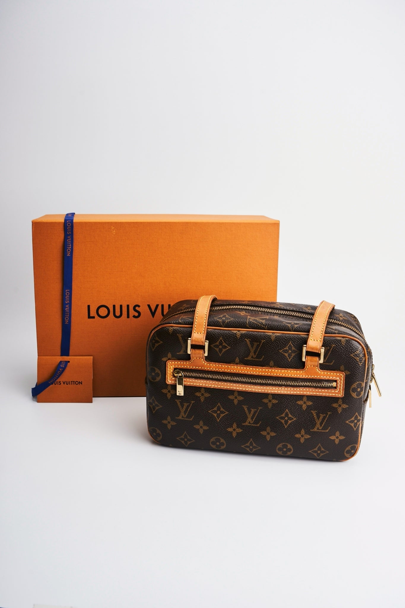 Louis vuitton cite mm size