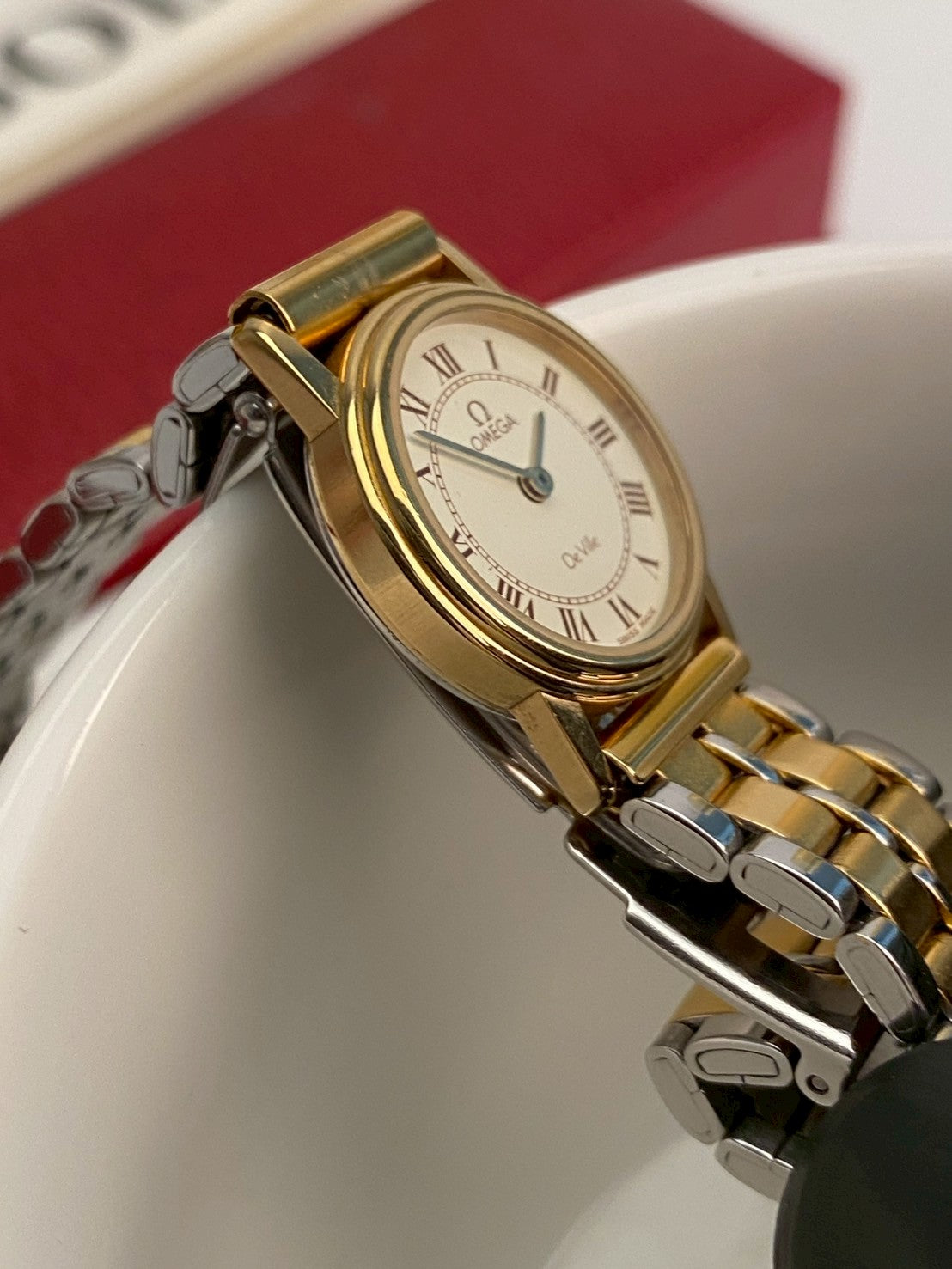 Omega de villa twotone cream 1450 c.8939