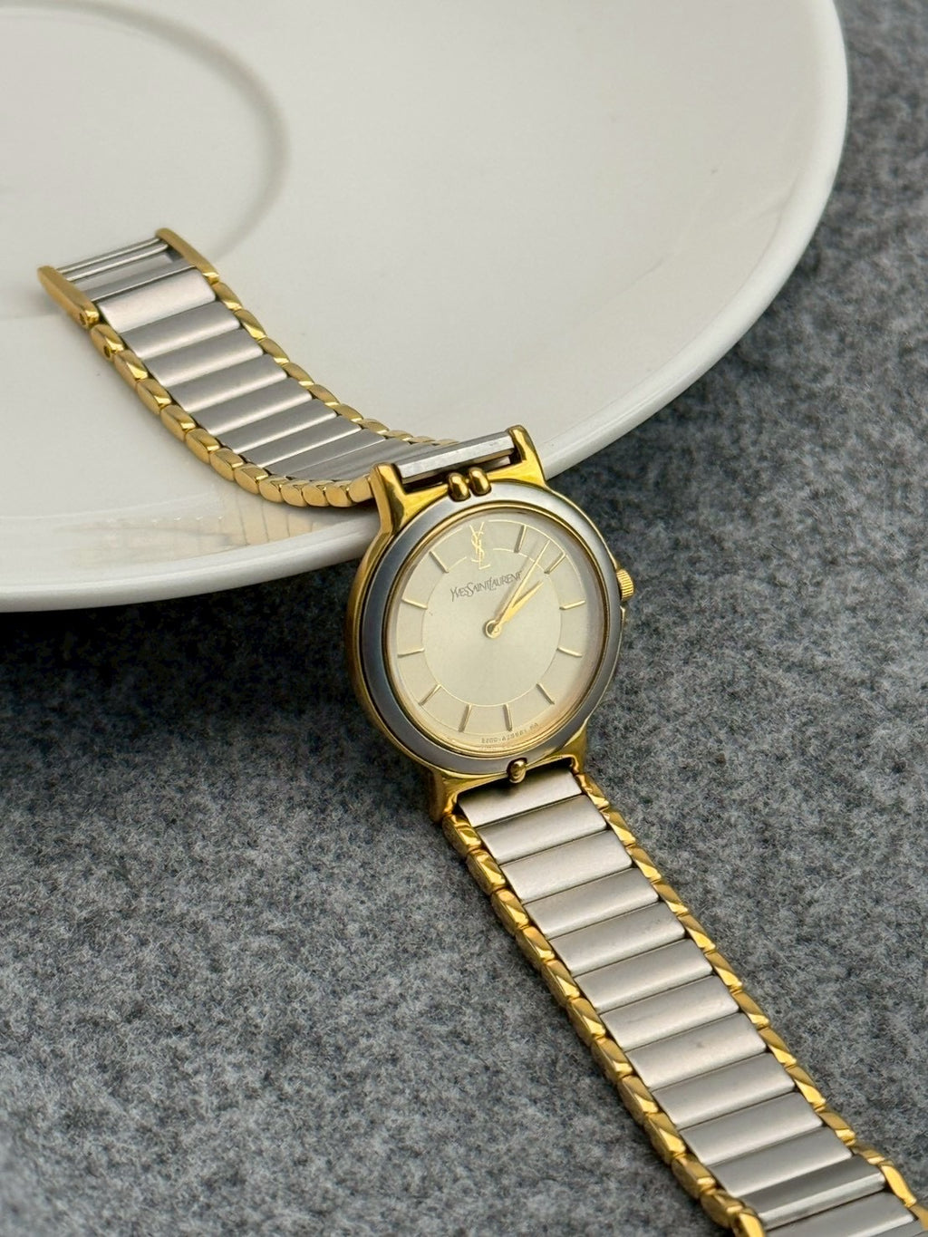 Ysl cream dial two-tone c.0480