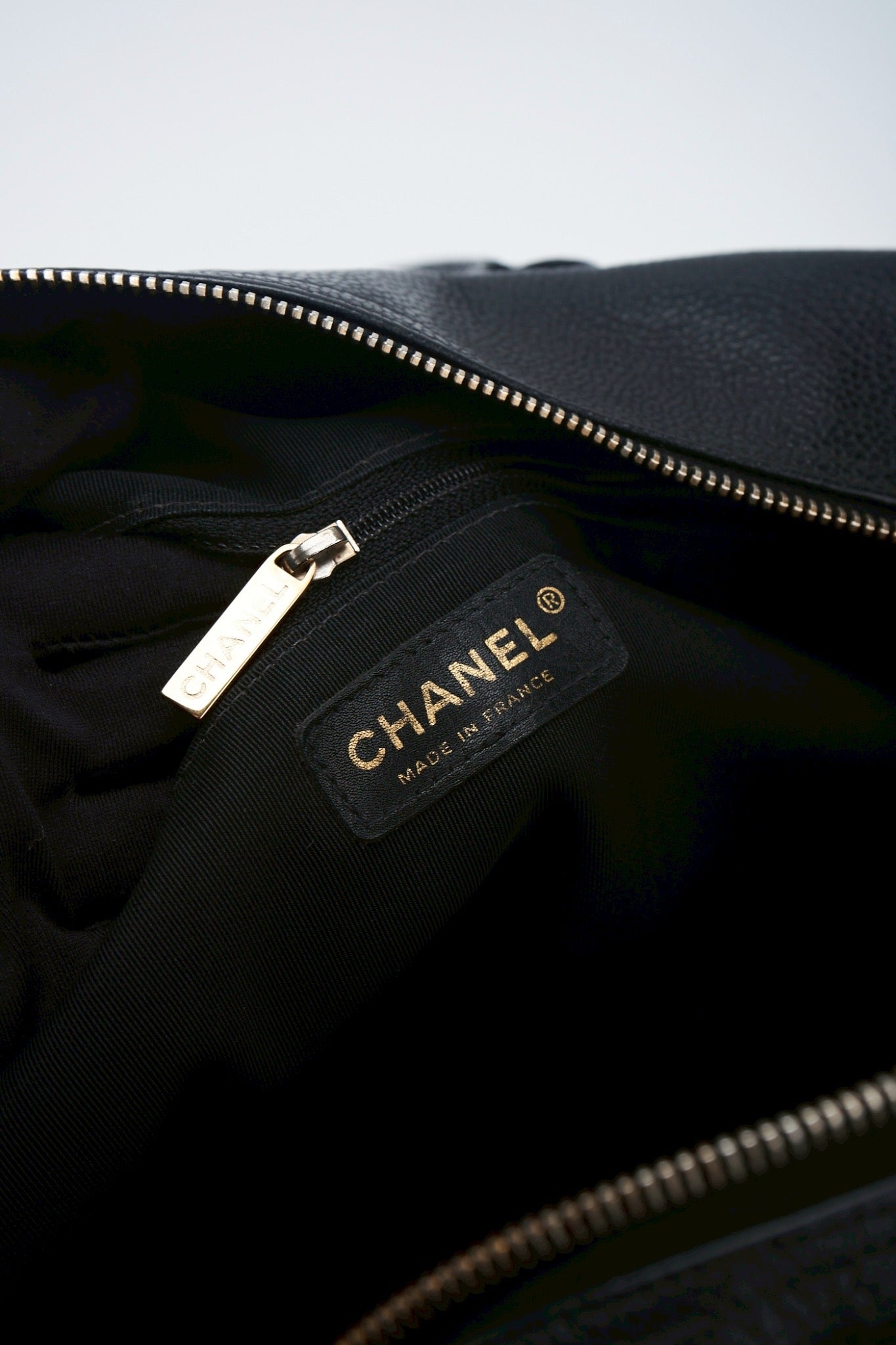 Chanel Boston black