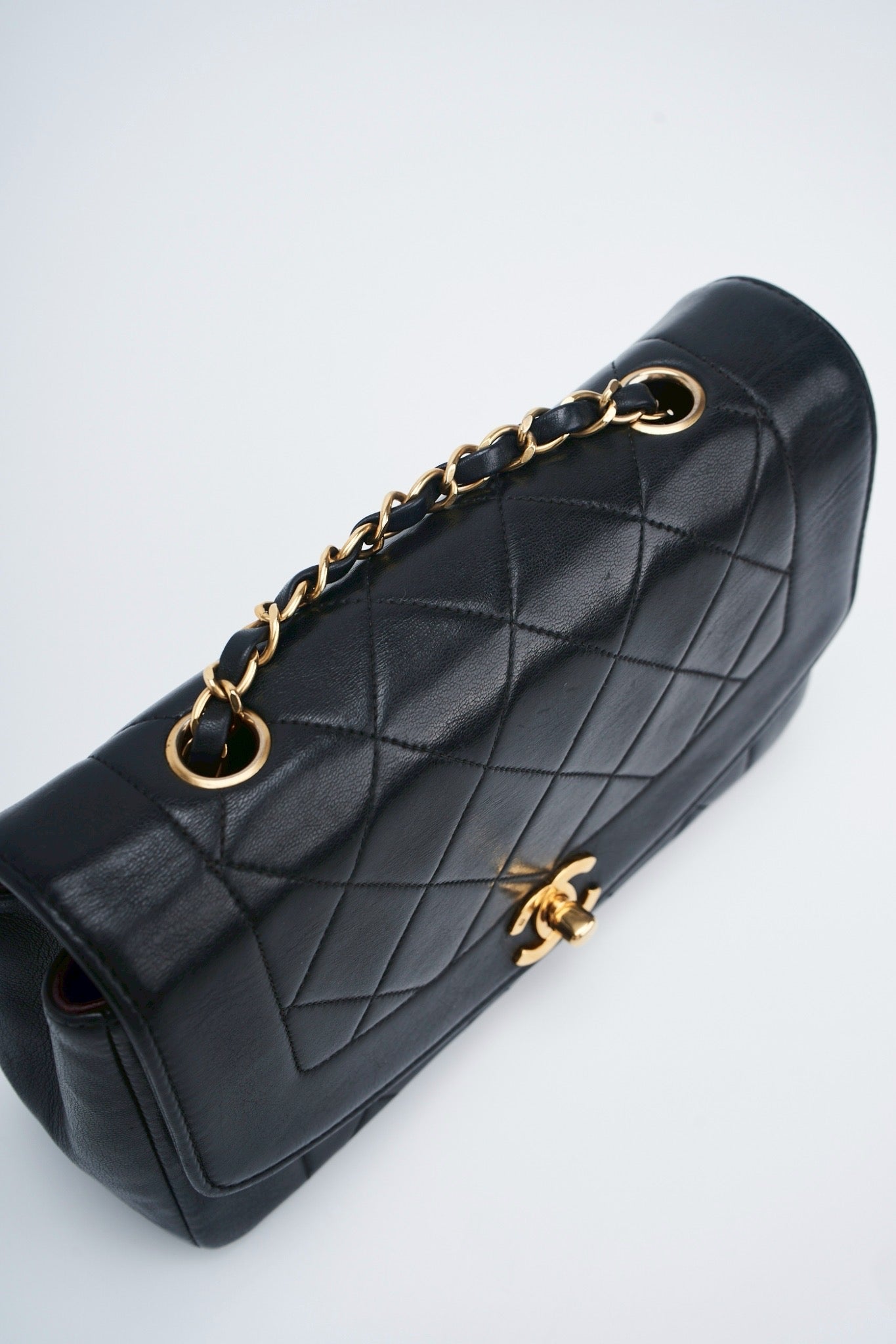 Chanel diana lamdskin