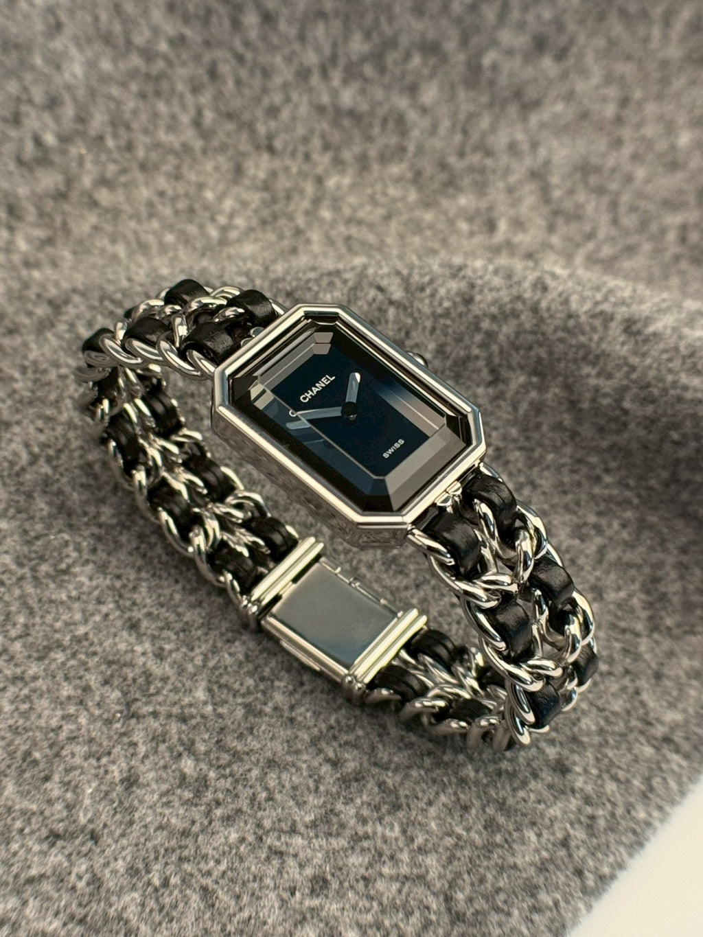 Chanel Premiere silver Lsize c.1607