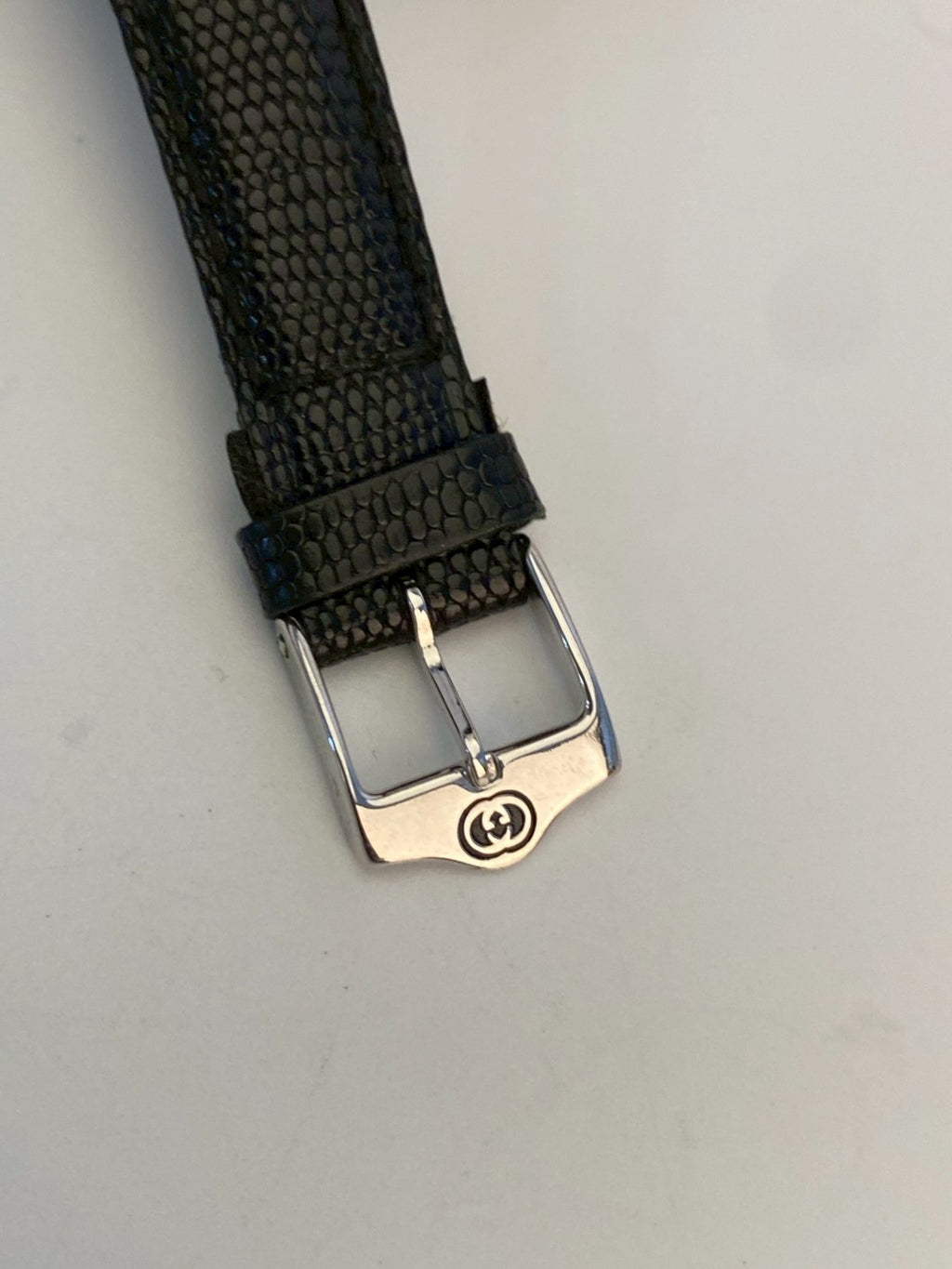 Gucci 6300L silver watch c.7306
