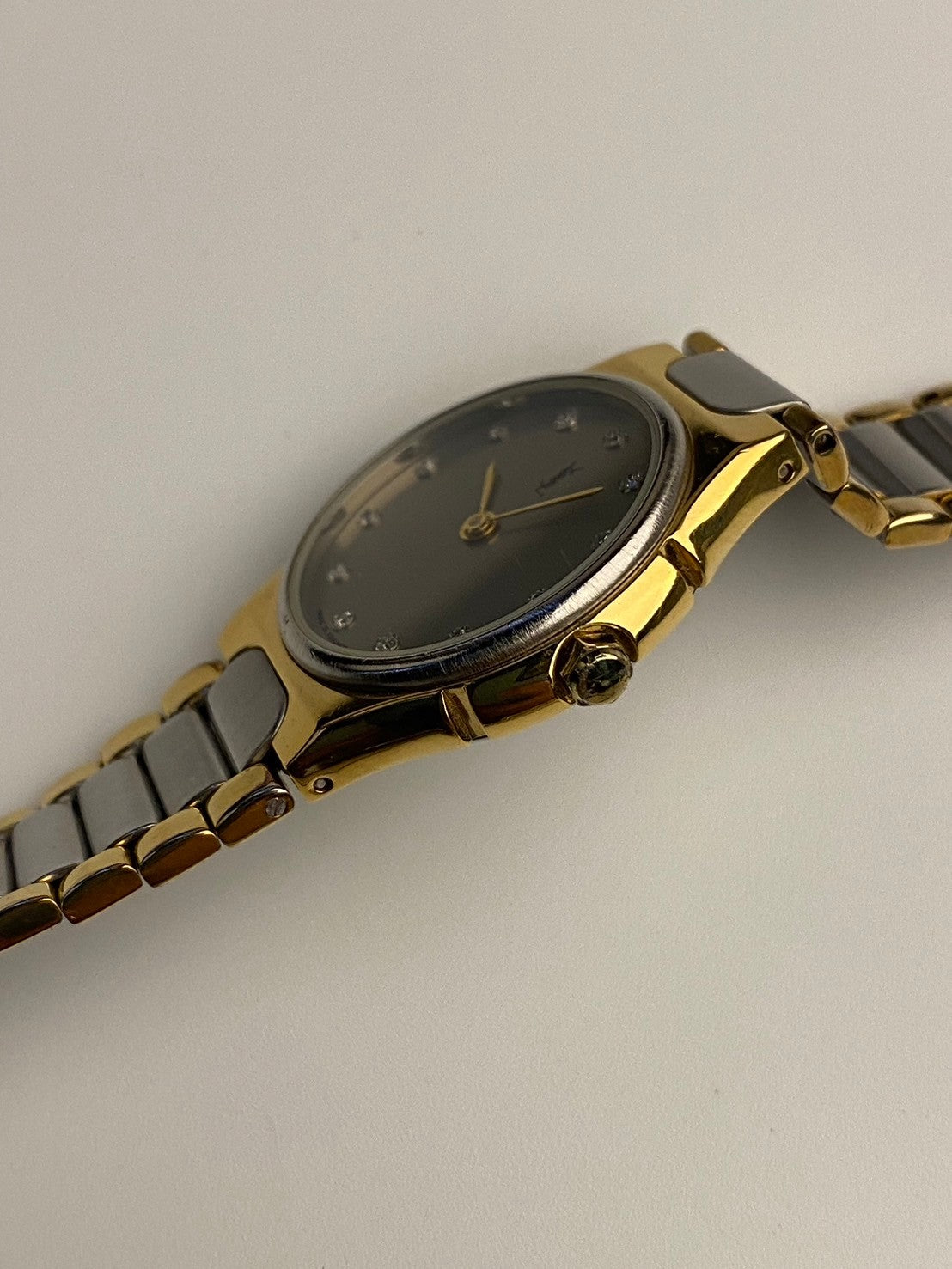 Ysl dimond gray dial c.9046