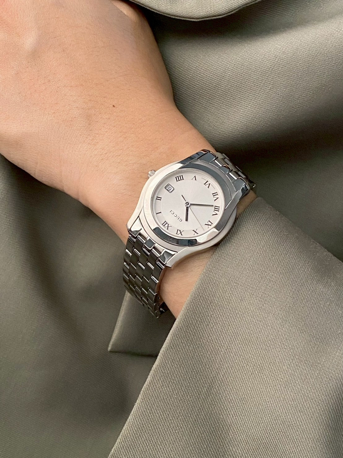 Gucci 5500M silver