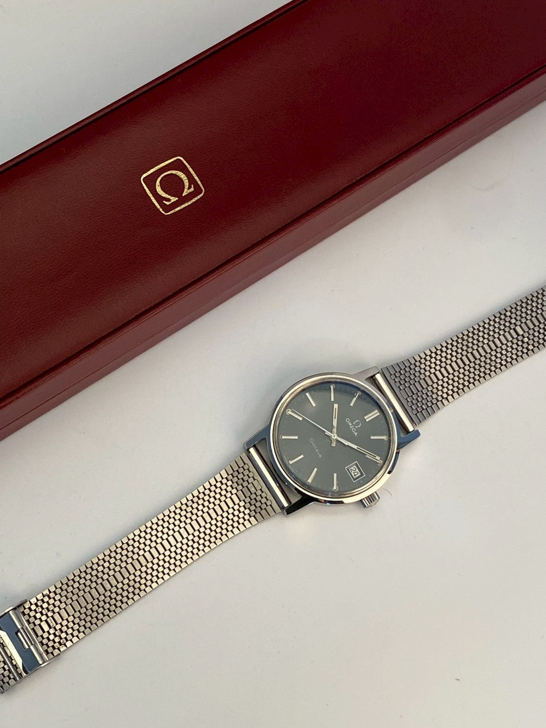 Omega geneve blue dial date watch auto