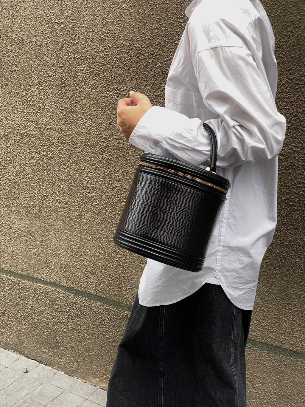 Louis vuitton bucket epi