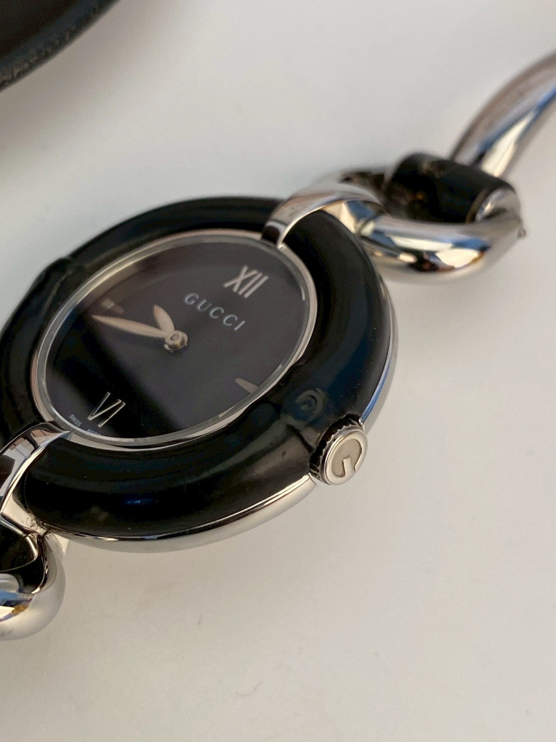 Gucci bamboo 132.40 black c.8836