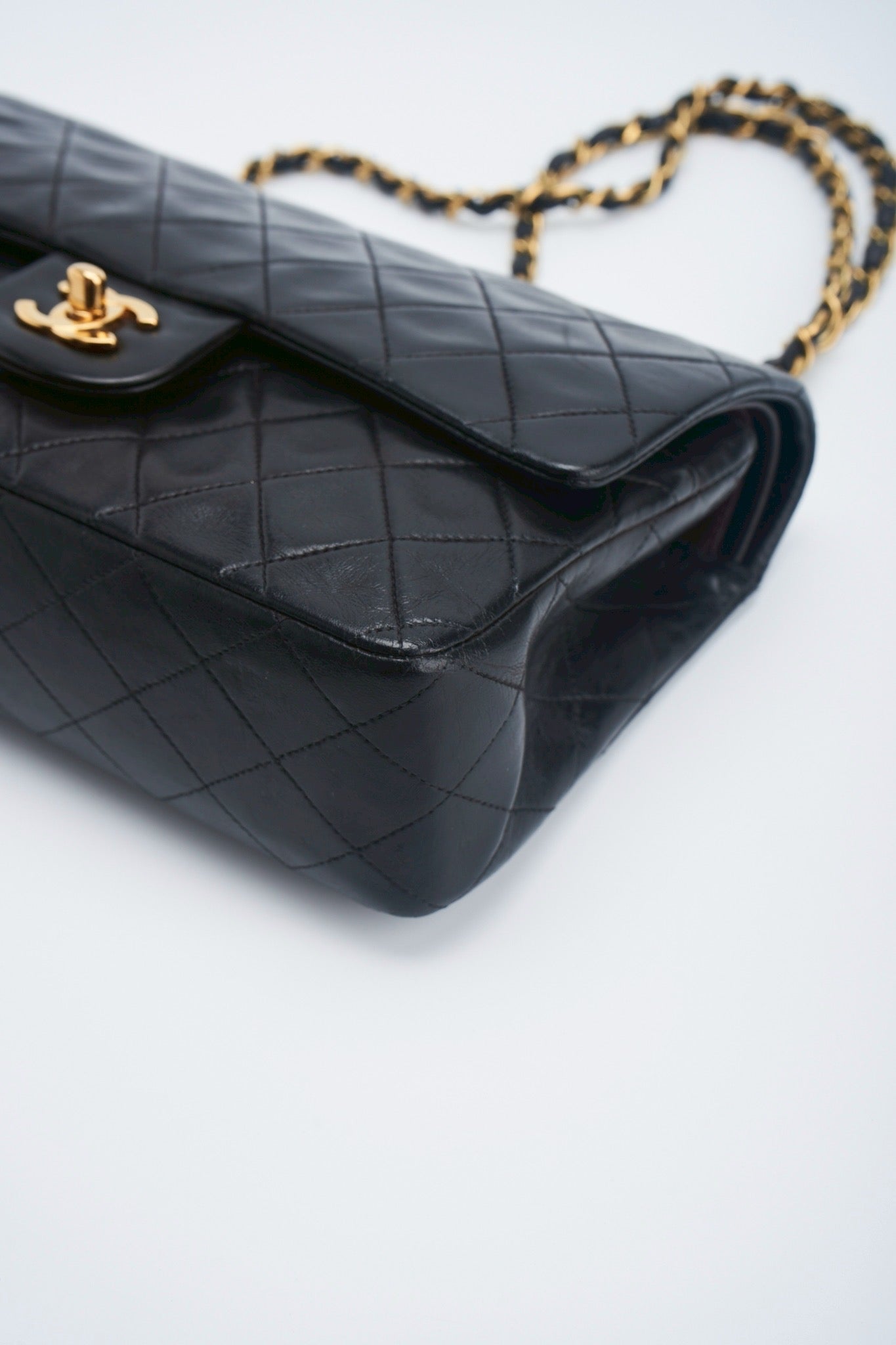 Chanel classic flab bag